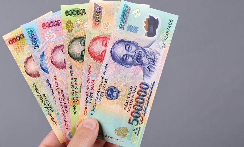 Vietnamese Dong banknotes - Vietnam Adventure
