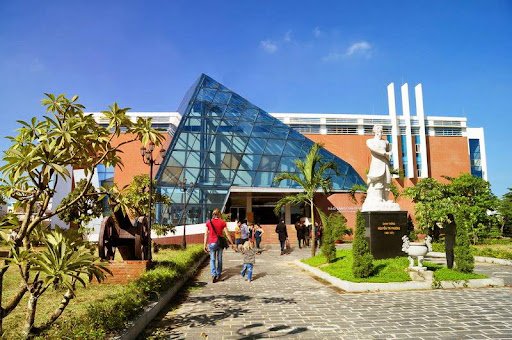 Đà Nẵng Museum - da nang tourist attractions