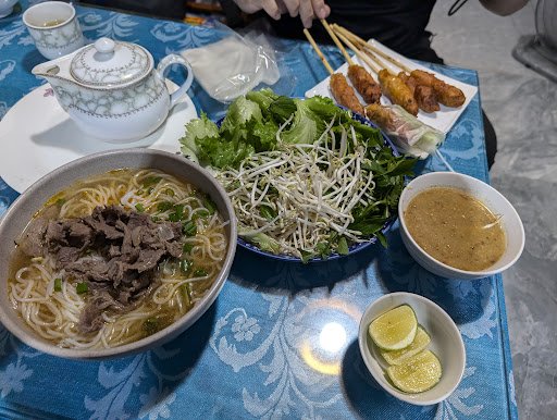 Hue Specialty Food - where to eat hue vietnam