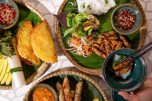 Le Cercle Hue - where to eat hue vietnam