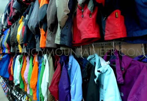 is north face in vietnam real Essay: Fake or genuine? Buying The North Face outdoor gear in ...